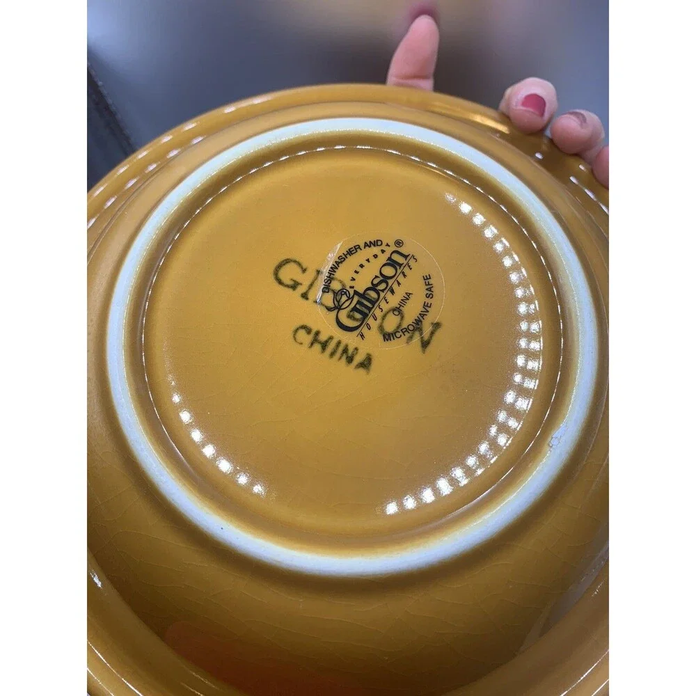 VTG Gibson Collection Everyday Soup Bowls Bright Yellow 8” Set of 2